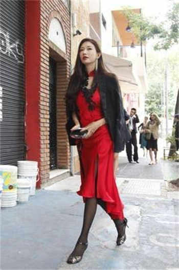 黄蓉尤八小龙女左剑清