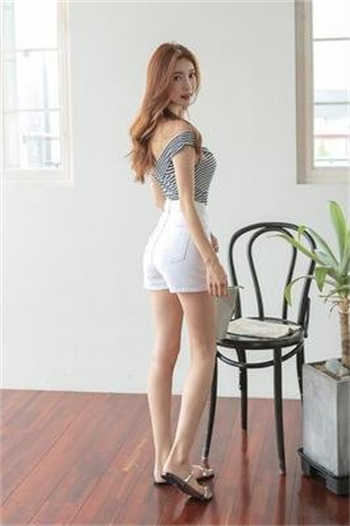 戚小怜 李琼