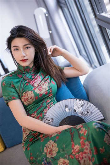 情城知暖伴余生