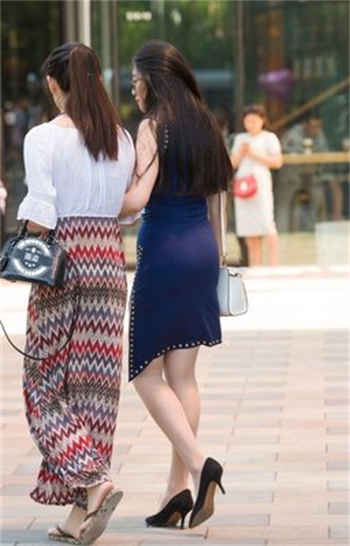 玉足采精女贼