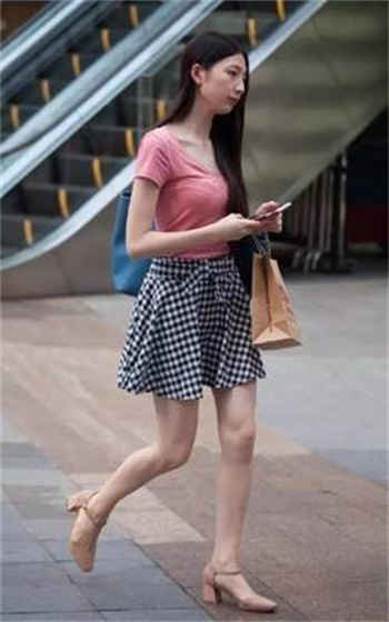 车子越颠进的越深
