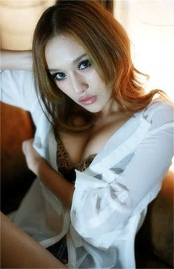 为什么漂亮的女人出来卖