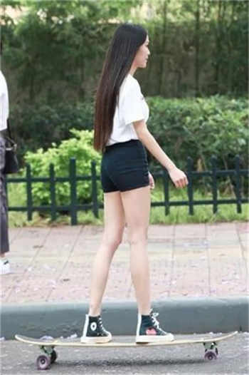 家庭瑜伽女导师如如影视
