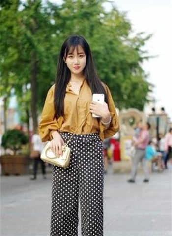 邪帝囚女是亲生的吗