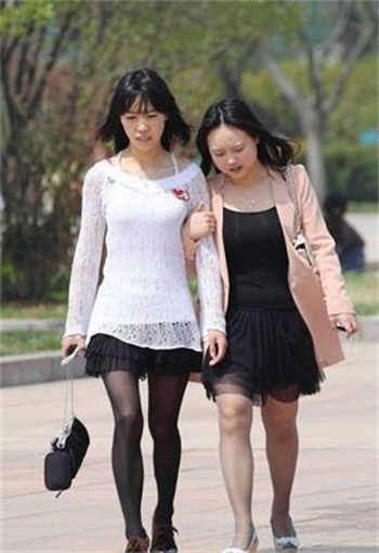 兄妹 天美传媒乌鸦