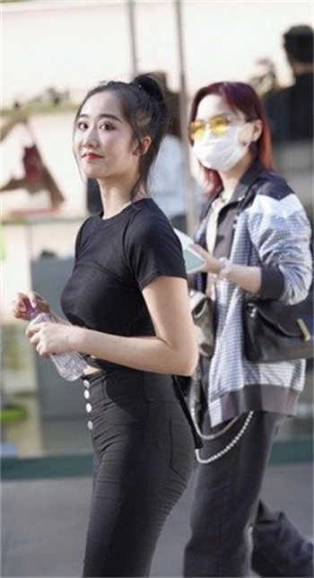 张芮尔个人资料出生
